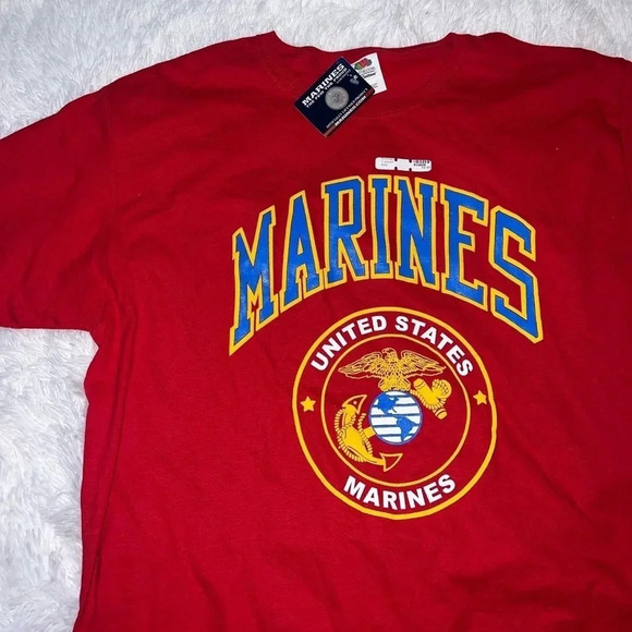 NWT United States Marines Red Graphic Tee Marine Logo - Puff Print size Large - Picture 1 of 4